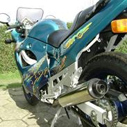 Suzuki GSX 600F