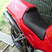 Honda VFR 750 F *Solgt*