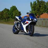 Suzuki Gsxr 600 K7.