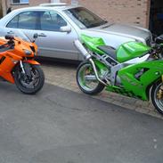 Kawasaki zx6r