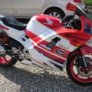 Honda CBR 600 F2