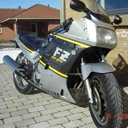 Yamaha FZ 750 til salg..