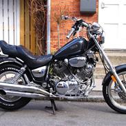 Yamaha XV 750E Virago