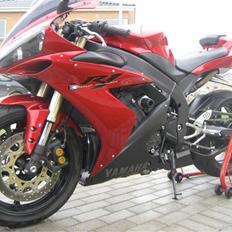 Yamaha YZF R1 - TIL SALG