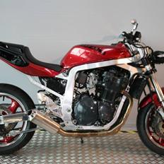 Suzuki TILSALG GSXR1100  Fighter