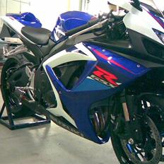 Suzuki GSXR 750 --> SOLGT <--
