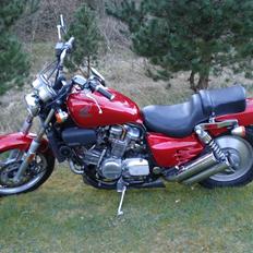 Honda Super magna