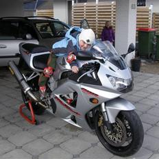 Honda 929 Fireblade (solgt)