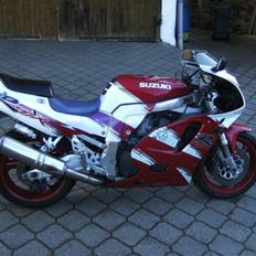 Suzuki GSX-R 750WP -SOLGT- 