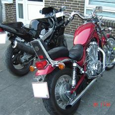Suzuki Intruder VS800 (Solgt)