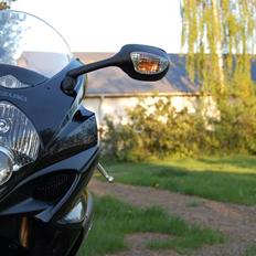 Suzuki GSX-R1000 K8 ** SOLGT **