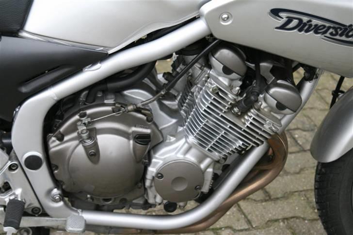 Yamaha Xj 600 Diversion (Solgt) billede 3