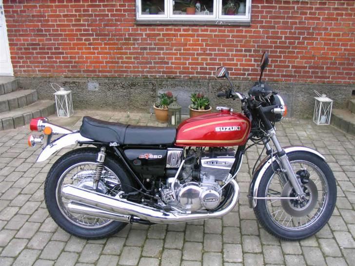 Suzuki GT 550 - Også bliver den 30 år på Skærtorsdag. billede 6