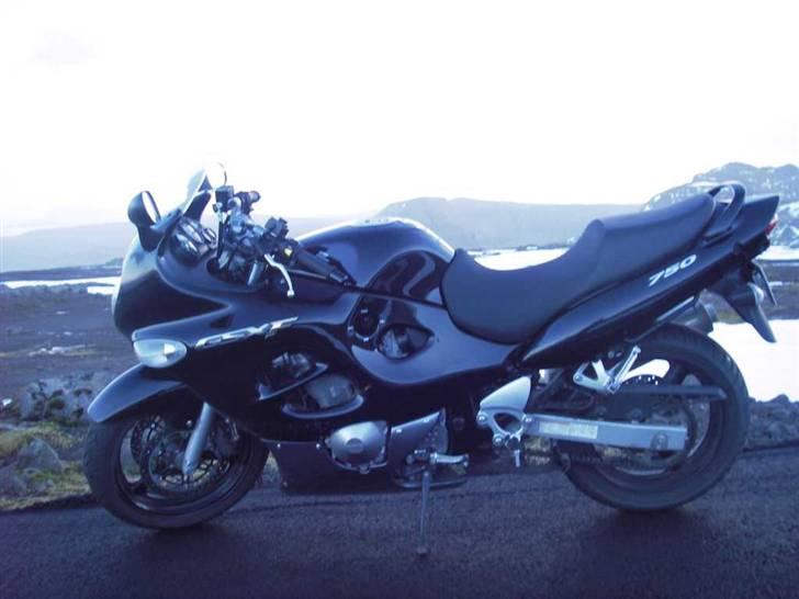 Suzuki GSX750F billede 2