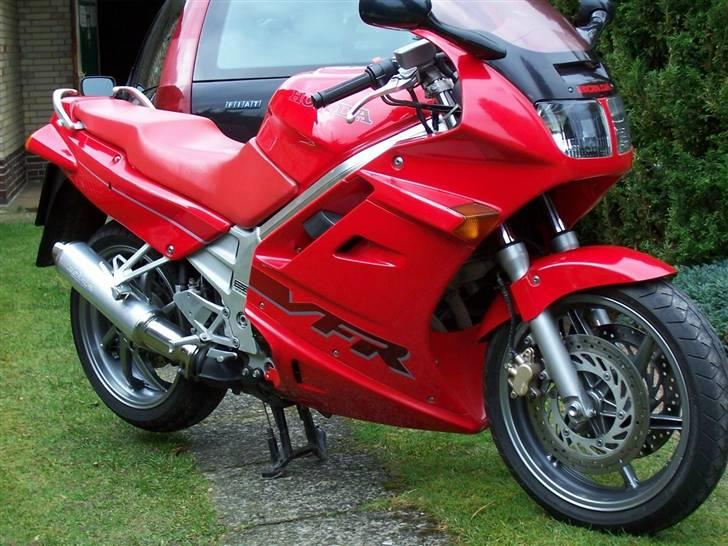 Honda VFR 750 F (Solgt) - Billeder som sælger har taget af biken billede 5
