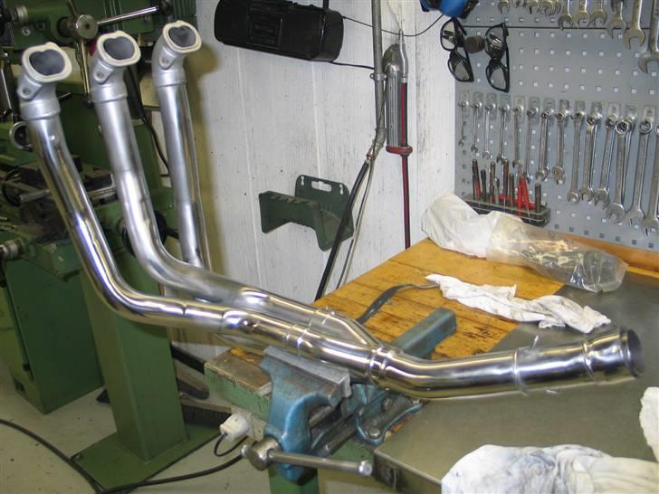 Triumph Daytona 955I - Nyploerede forrør billede 13