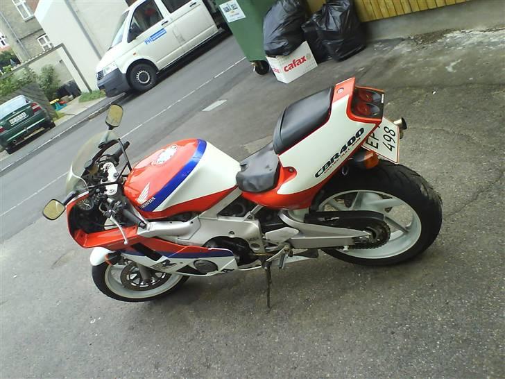 Honda CBR 400 rr billede 6