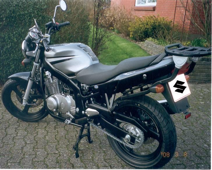 Suzuki GS 500 K7 billede 7