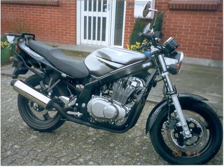 Suzuki GS 500 K7 billede 8