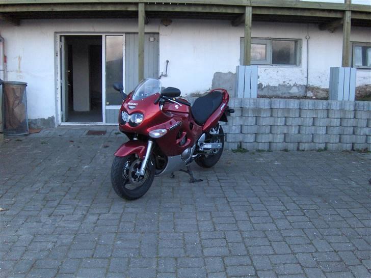 Suzuki *SOLGT* Suzuki GSX 750 F billede 1
