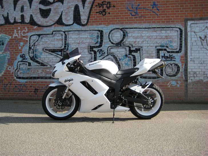 Kawasaki ZX6R - Solgt billede 3