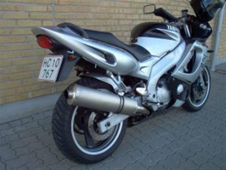 Yamaha YZF 600 Thundercat billede 3