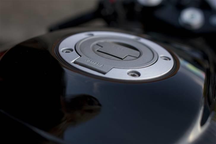 Yamaha R6 YZF SOLGT! billede 5