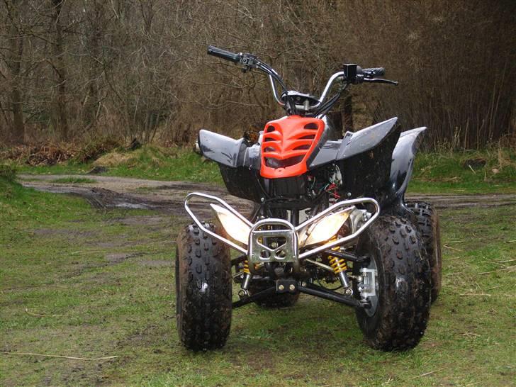 She-Lung Zhongyu ATV - holder pause efter skov kørsel :-) billede 1
