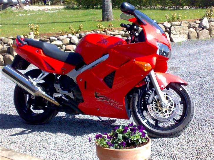 Honda VFR 800 billede 1