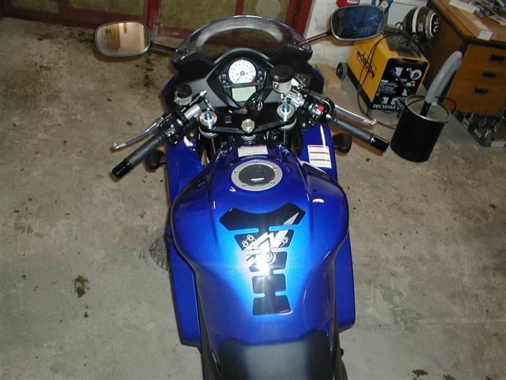 Suzuki SV1000S SOLGT billede 2