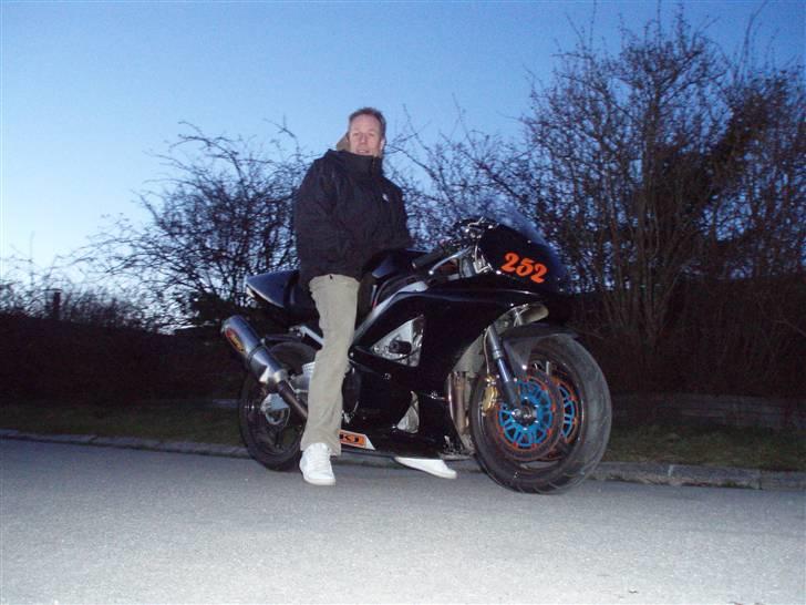 Honda frieblade rr billede 6