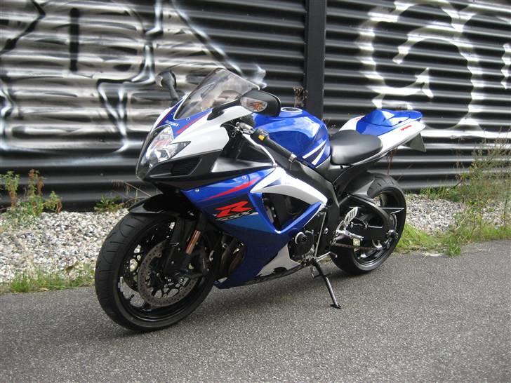 Suzuki GSXR 750 --> SOLGT <-- billede 2