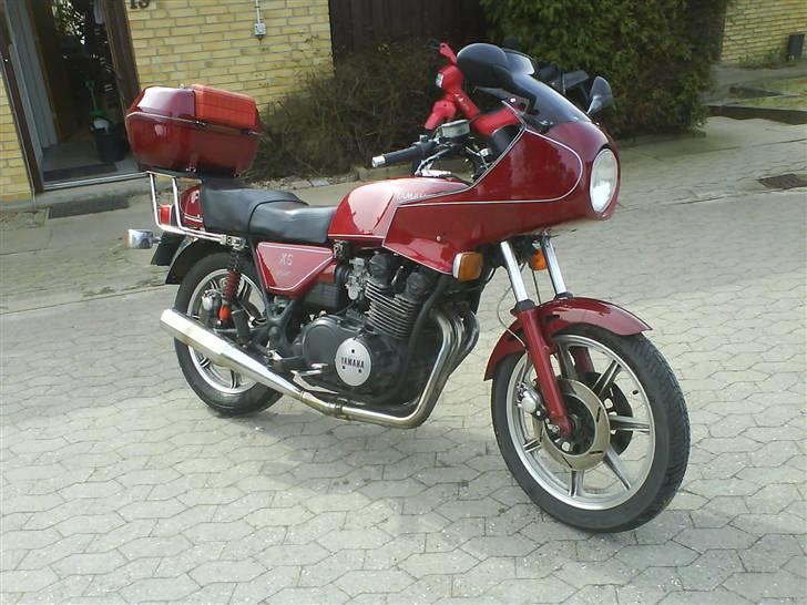 Yamaha XS750 (SOLGT) - Torsdag 20 Marts 2008 efter en lille tur :o) Nu med box på. billede 11