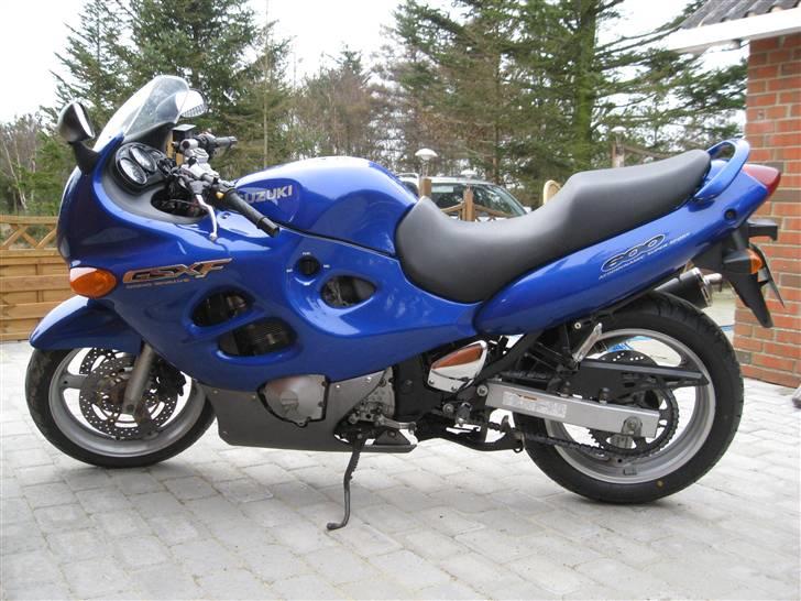 Suzuki GSX 600 F billede 2