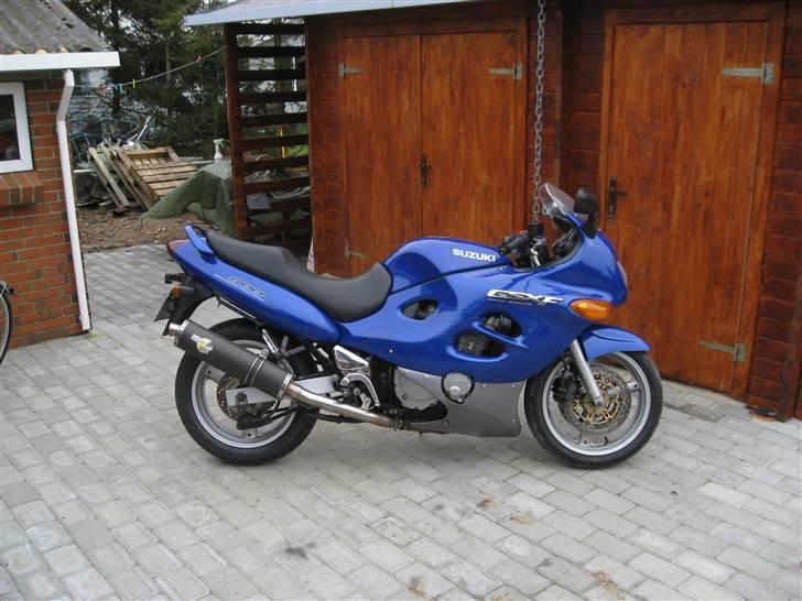 Suzuki GSX 600 F billede 5