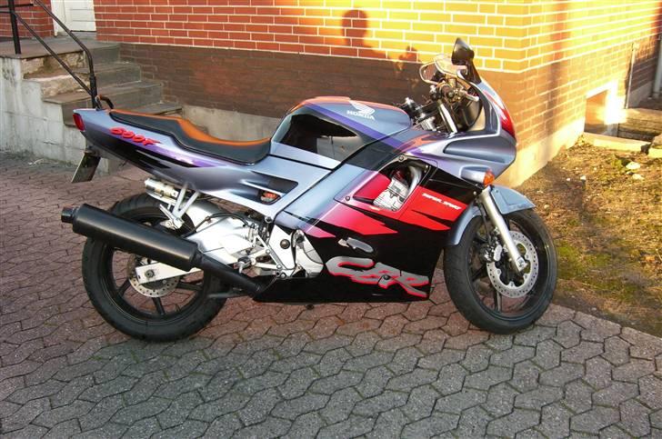 Honda CBR 600 F2 billede 1