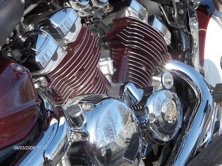 Yamaha royal star - MALET  PYNTE KØLERIBBER,SAMME FARVE SOM MC billede 3