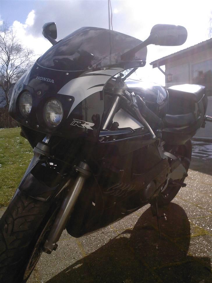 Honda cbr 400 rr fireblade billede 5