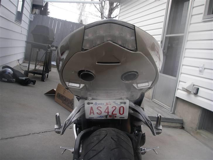 Kawasaki zx636r (solgt) - den ser fin ud ik, men hold kaeft der er lyd i den tror den bliver noed til at faa noget staal uld billede 17