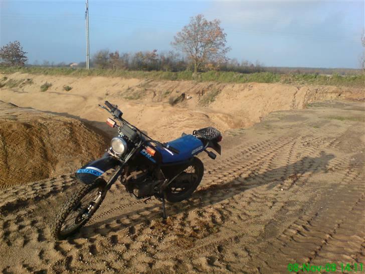 Suzuki DR250 SP billede 3