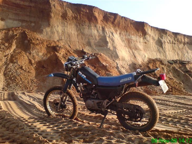 Suzuki DR250 SP billede 6