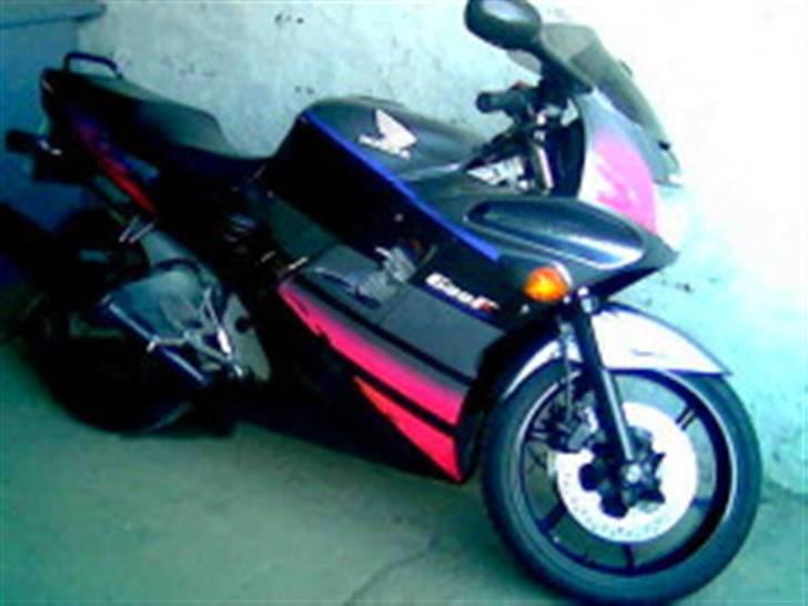 Honda CBR 600 billede 2
