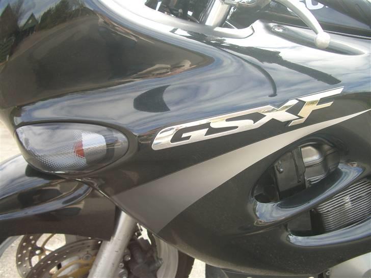 Suzuki GSX 600 F -SOLGT- billede 7