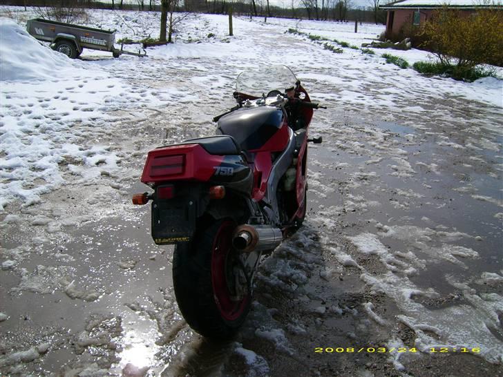 Kawasaki ZXR 750 H "Solgt" billede 11