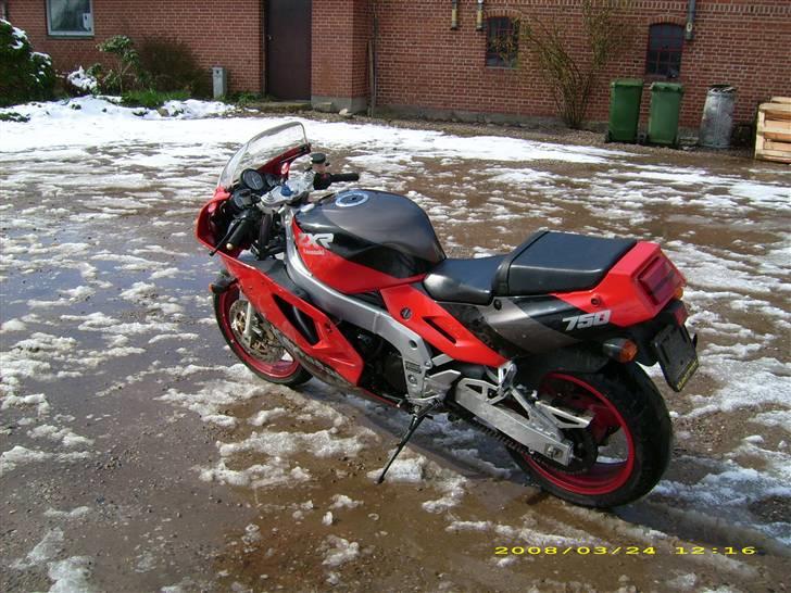 Kawasaki ZXR 750 H "Solgt" billede 13