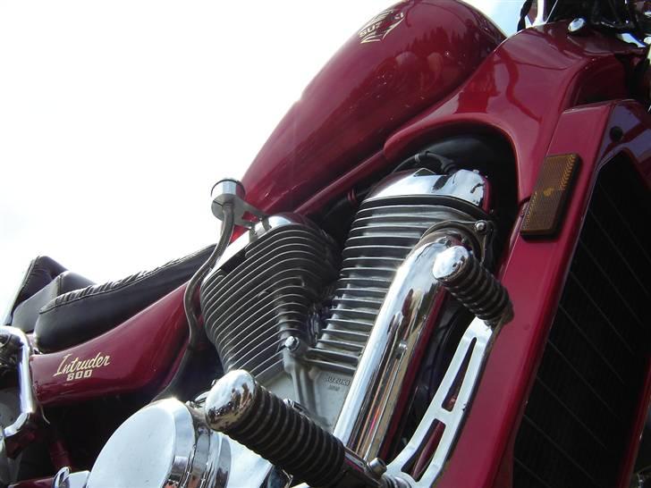 Suzuki Intruder VS800 (Solgt) billede 2