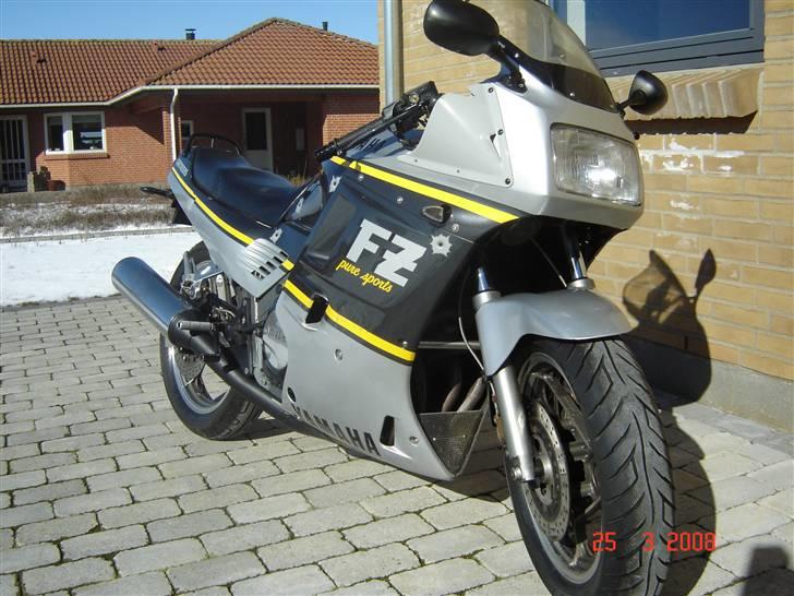 Yamaha FZ 750 til salg.. billede 4