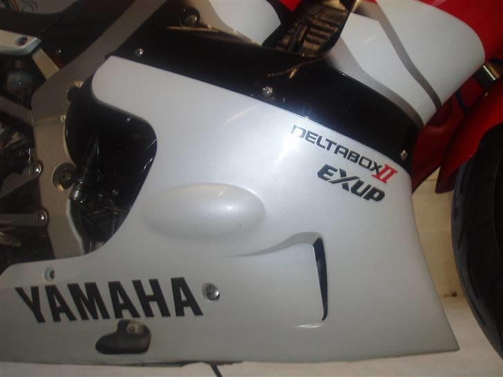 Yamaha Yzf R1 billede 4