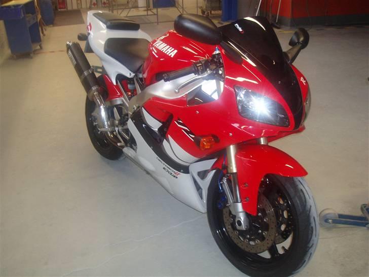 Yamaha Yzf R1 billede 5