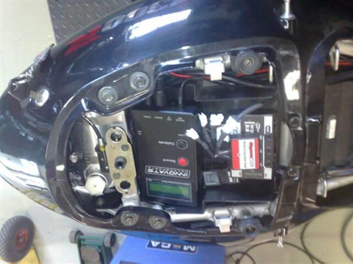 Suzuki Gsxr 1300 Hayabusa Turbo - Datalogger samt Powercommander III USB med hub billede 14